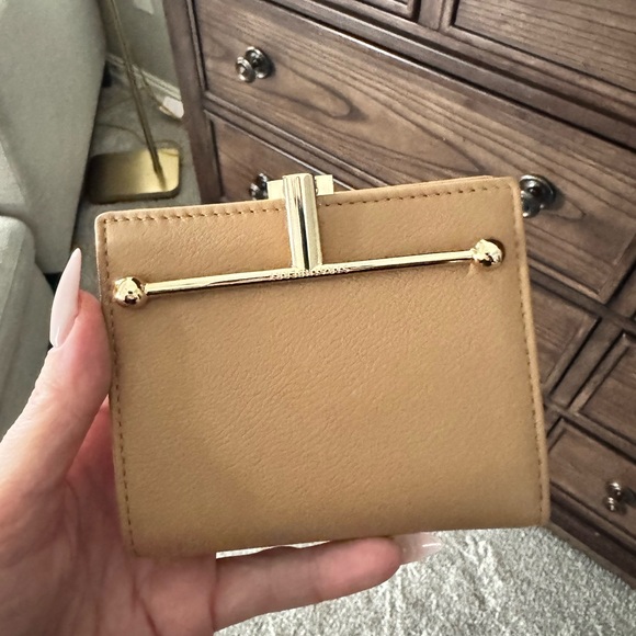 STRATHBERRY Melville Street Wallet Portfolio - Picture 10 of 10